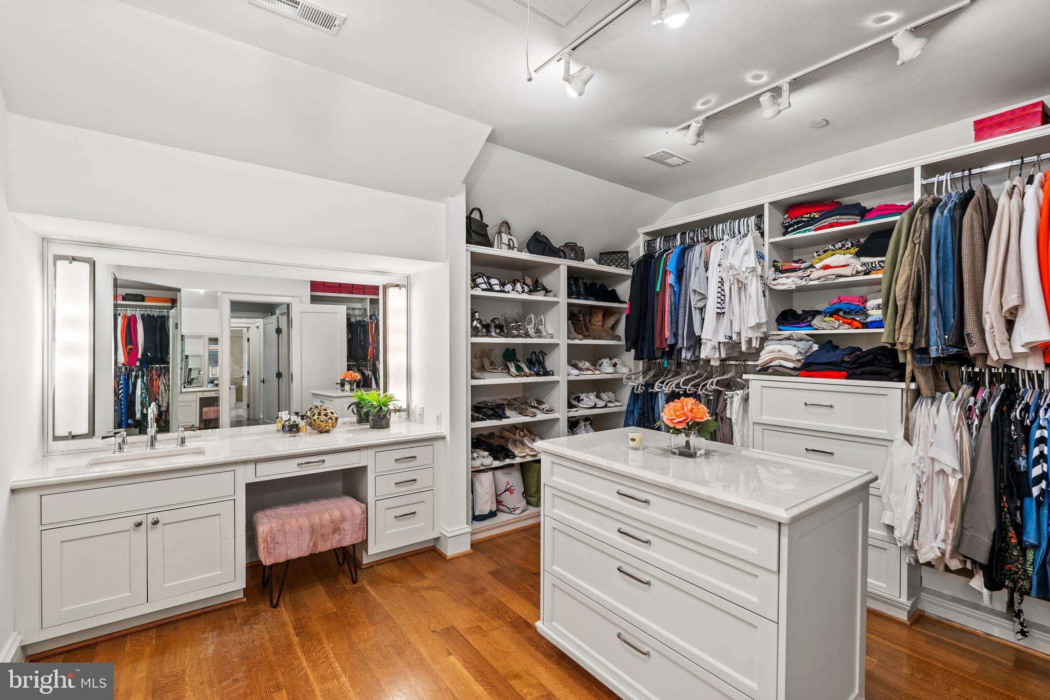 CABIN JOHN PARK - Residential