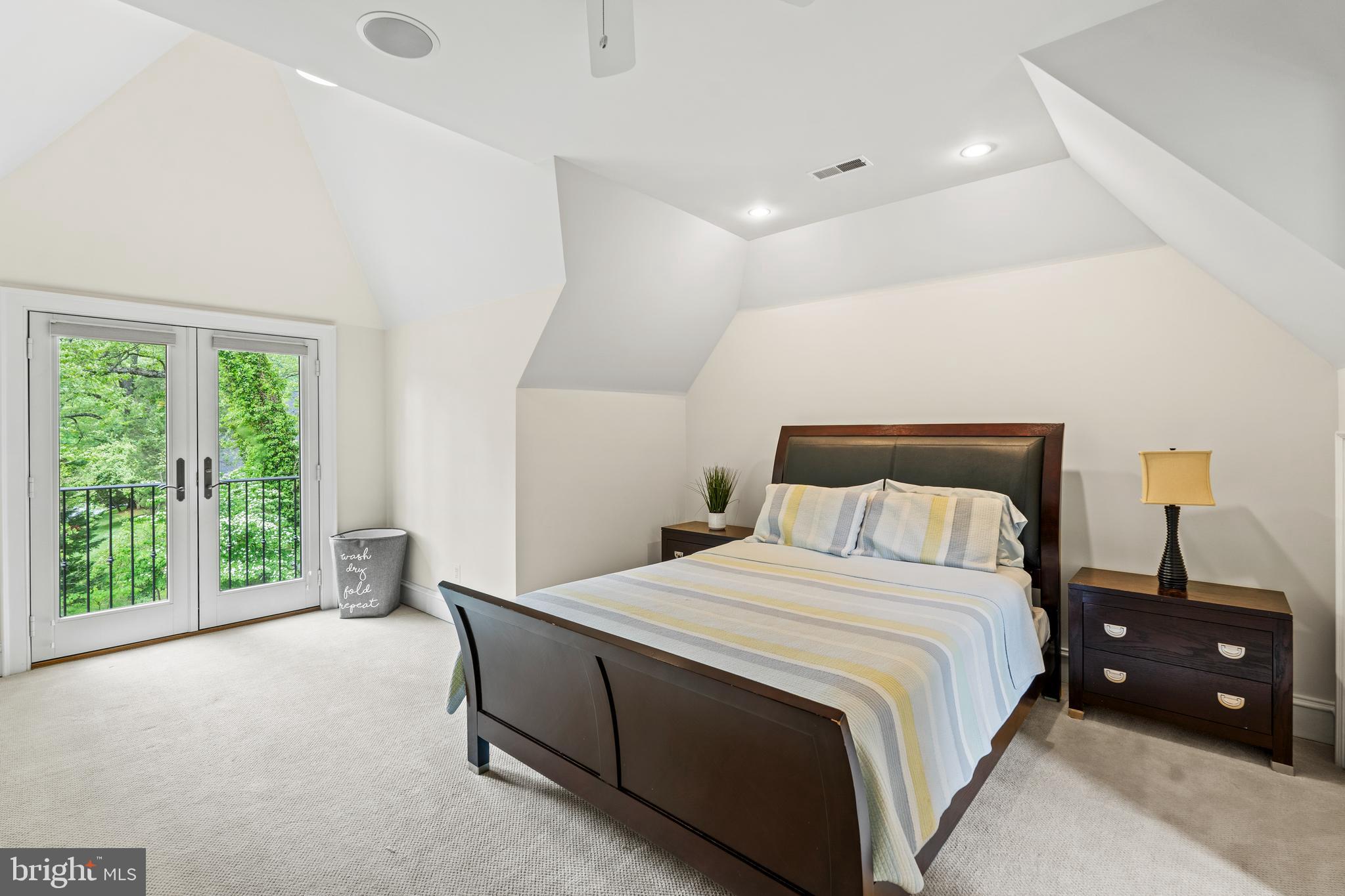 CABIN JOHN PARK - Residential