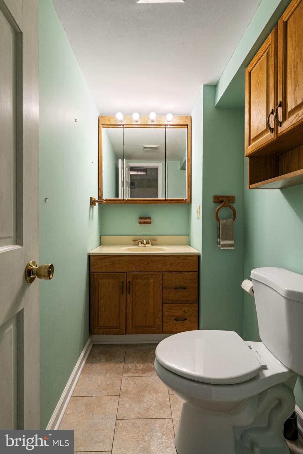 COLONY WOODS - Residential