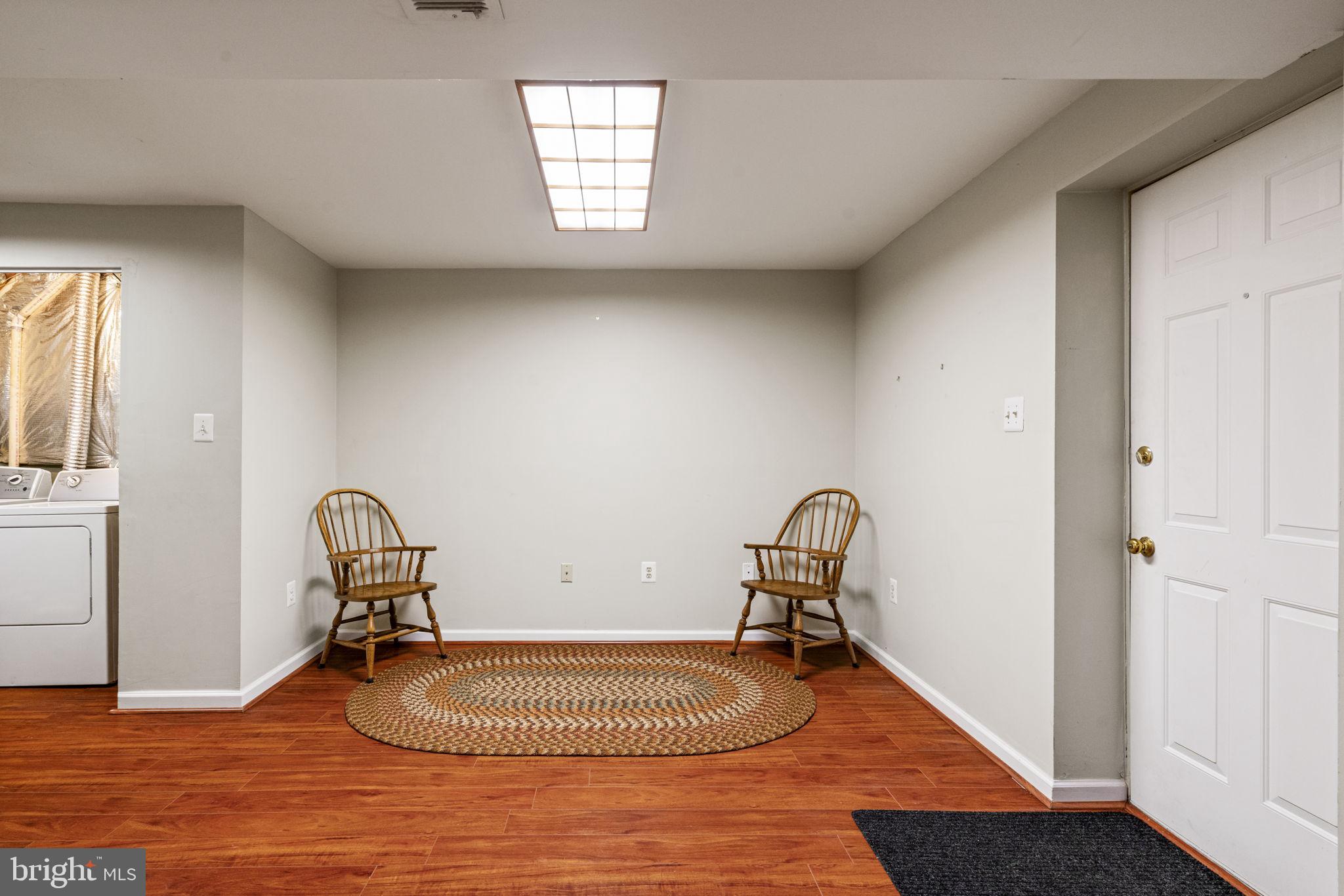 COLONY WOODS - Residential