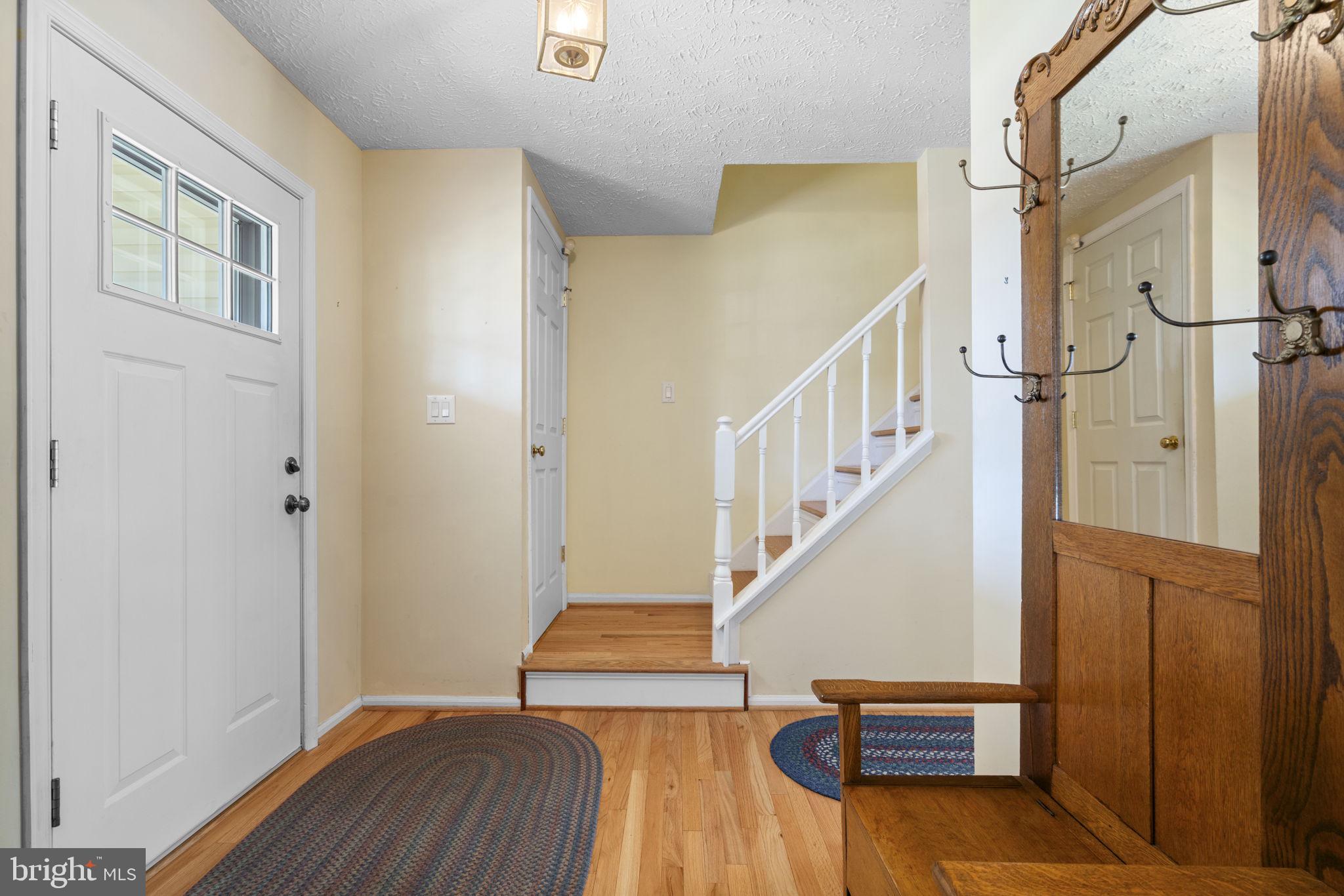 COLONY WOODS - Residential