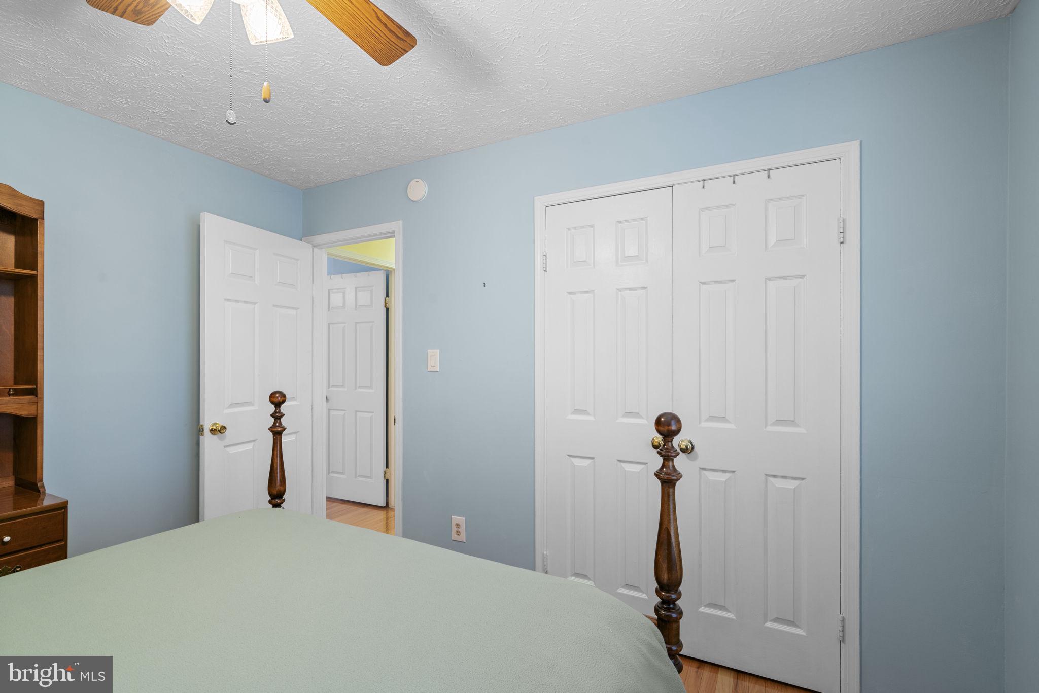 COLONY WOODS - Residential