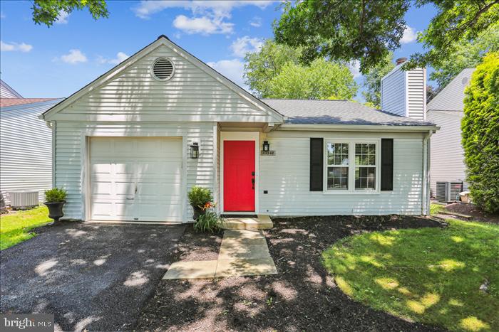 CHURCHILL TOWN SECTOR - Residential Lease