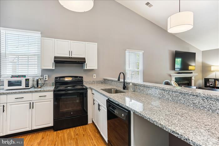 CHURCHILL TOWN SECTOR - Residential Lease