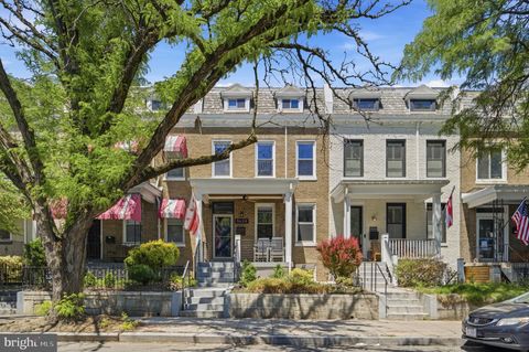 Photo of 3628 New Hampshire Avenue NW, WASHINGTON, DC 20010 (MLS # DCDC2262384)