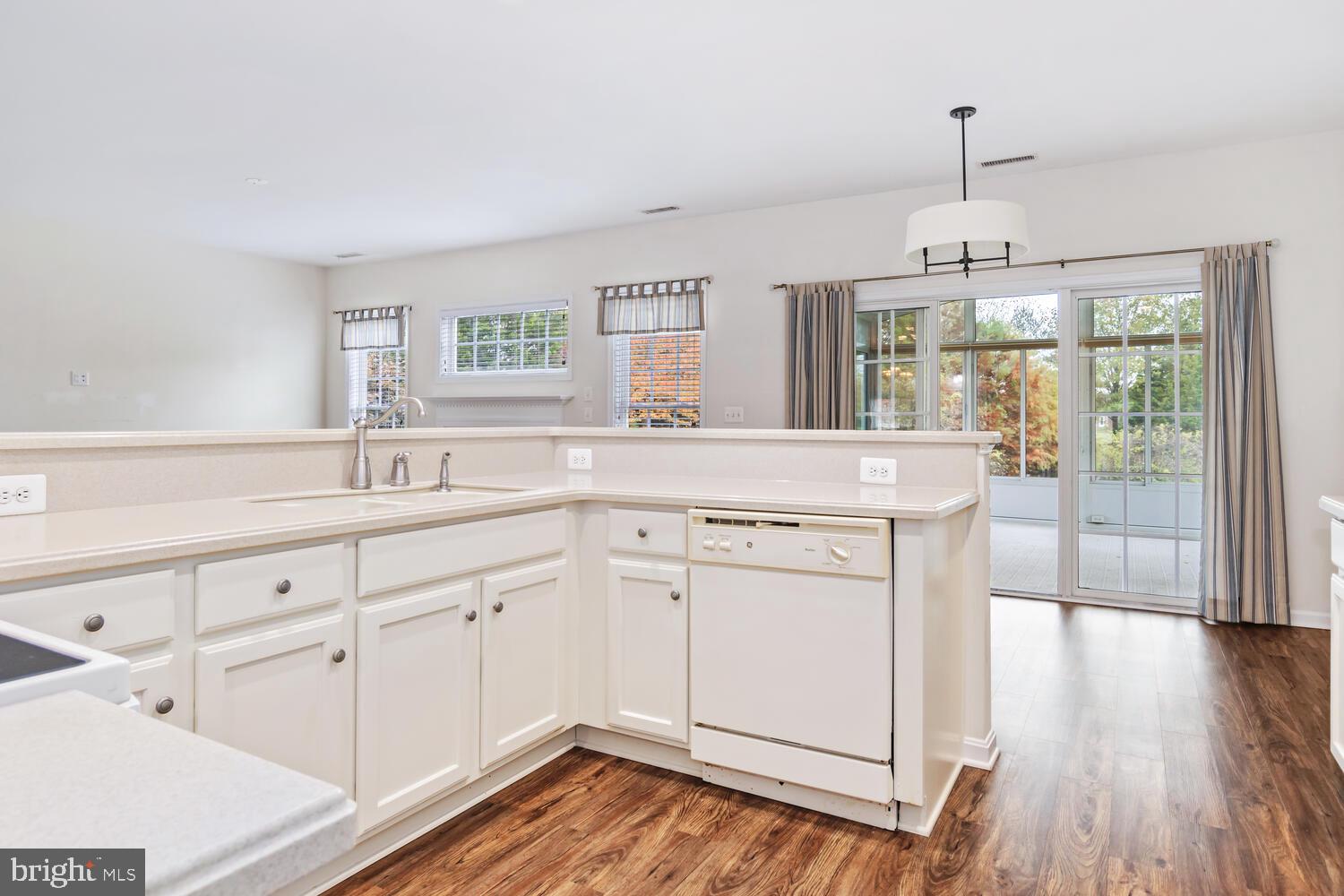 EASTON CLUB EAST - Residential