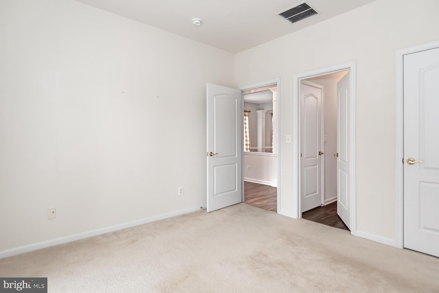 EASTON CLUB EAST - Residential