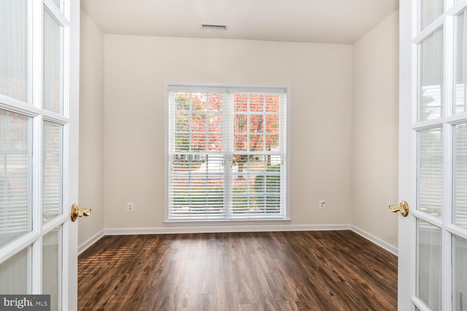 EASTON CLUB EAST - Residential