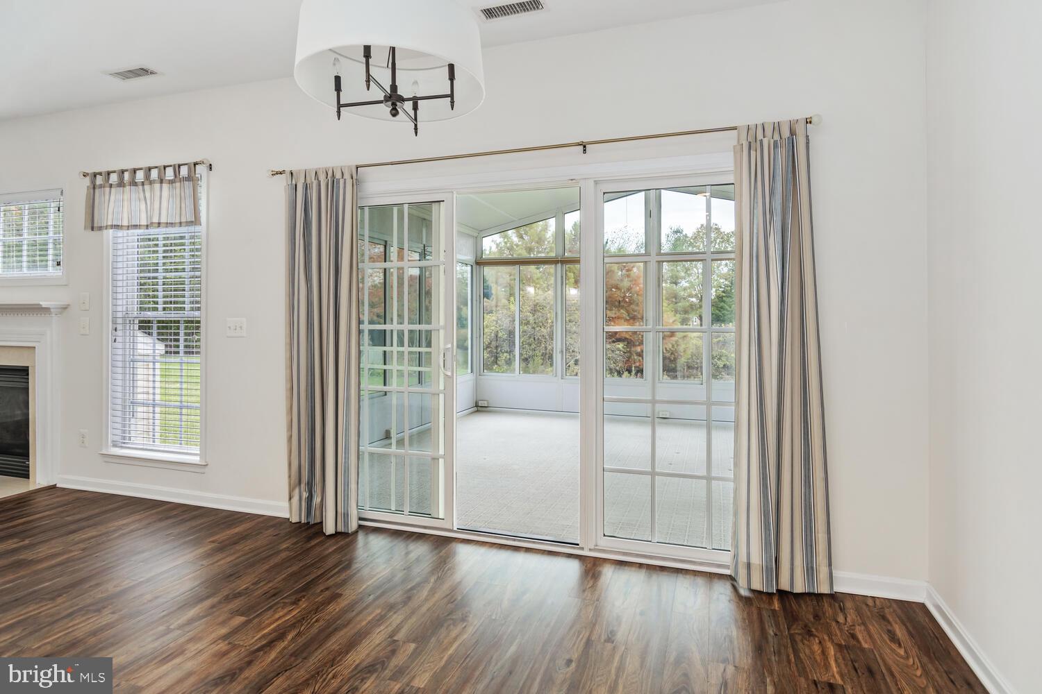 EASTON CLUB EAST - Residential