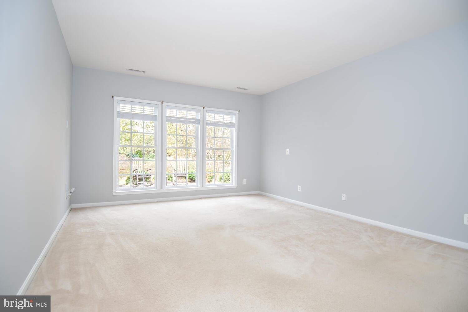 EASTON CLUB EAST - Residential