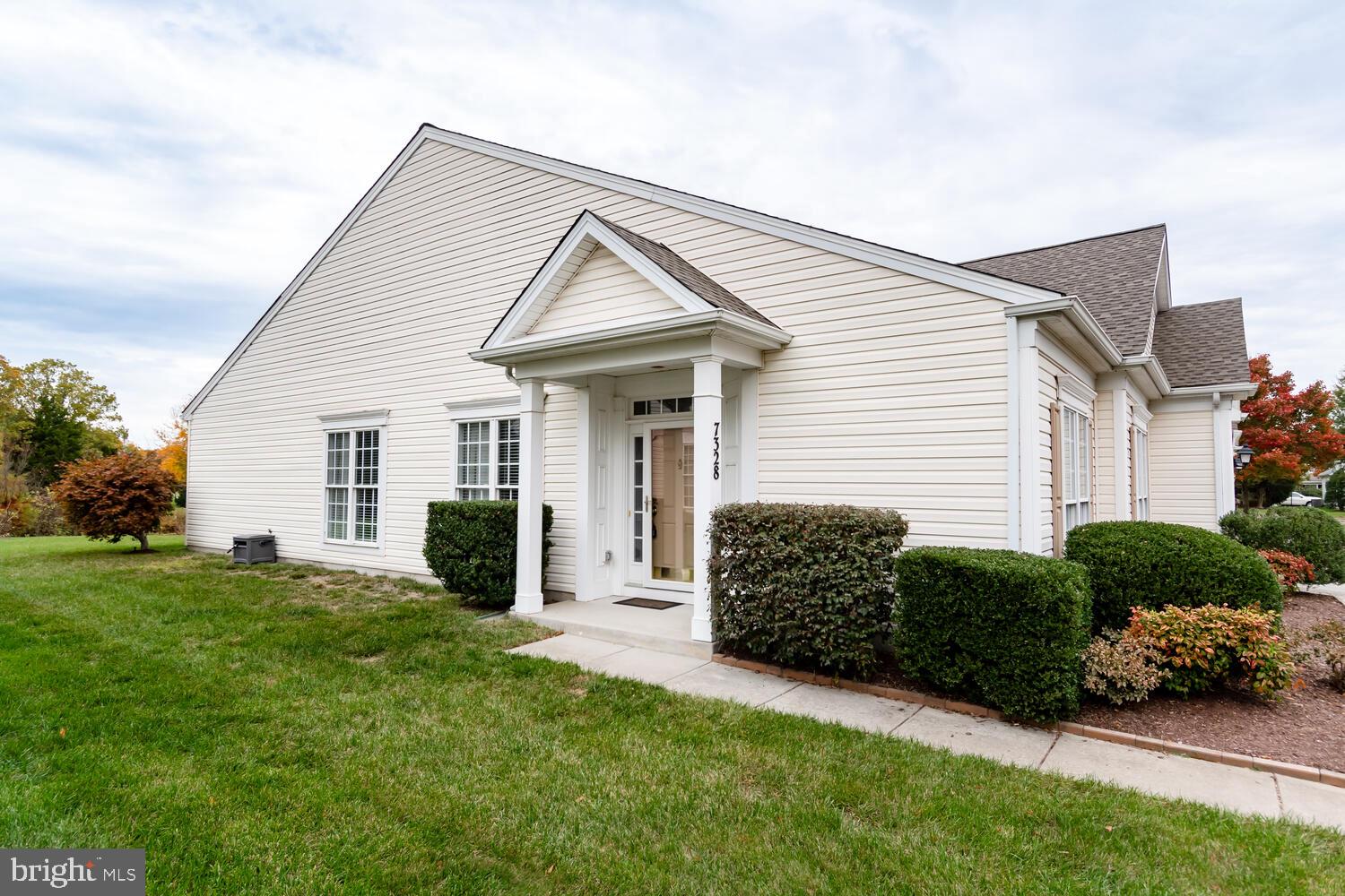 EASTON CLUB EAST - Residential