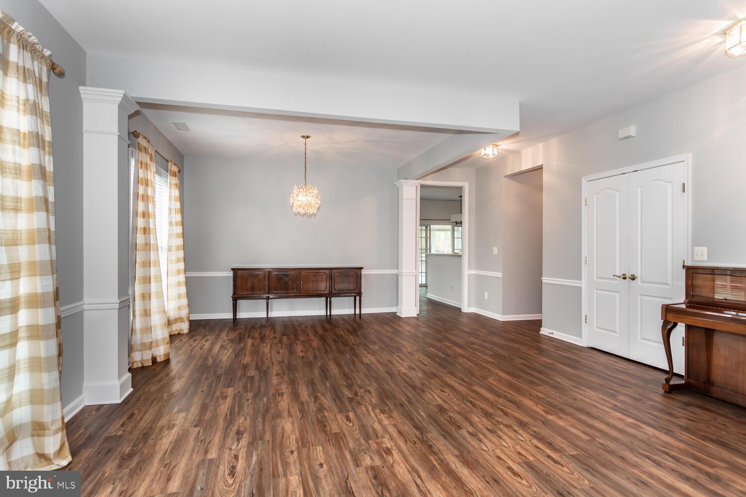 EASTON CLUB EAST - Residential