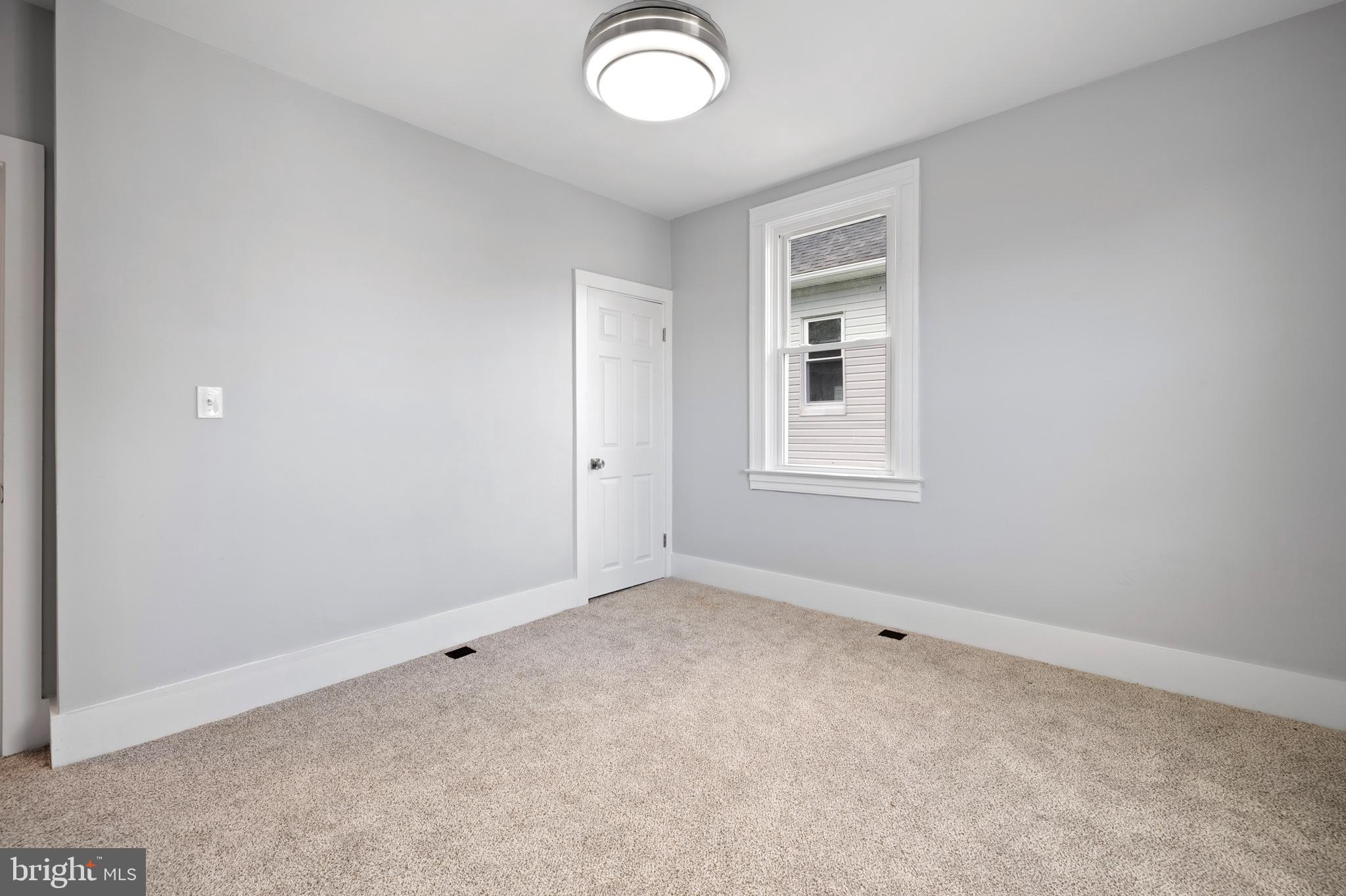 WINSTON GOVANS - Residential