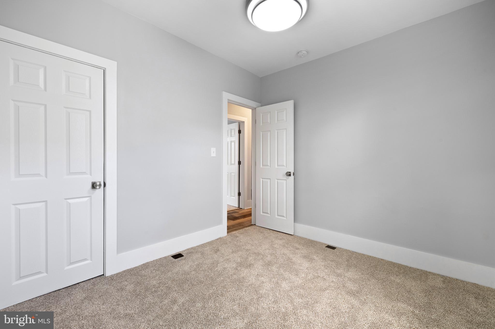 WINSTON GOVANS - Residential