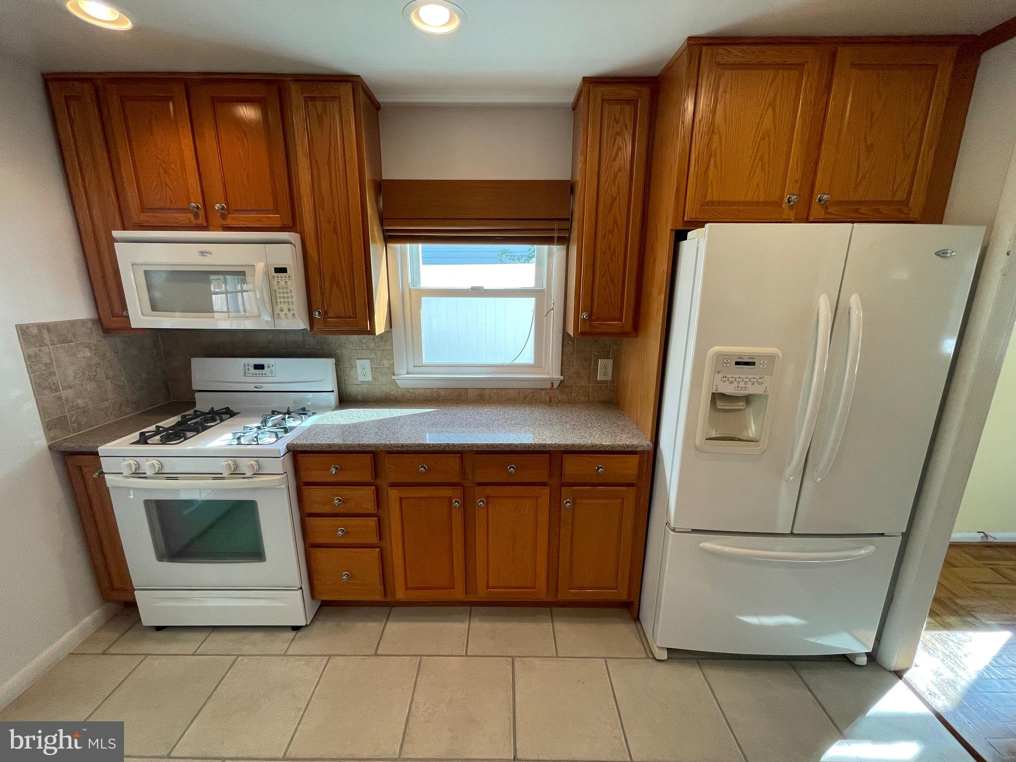 GLEN GARDENS - Residential