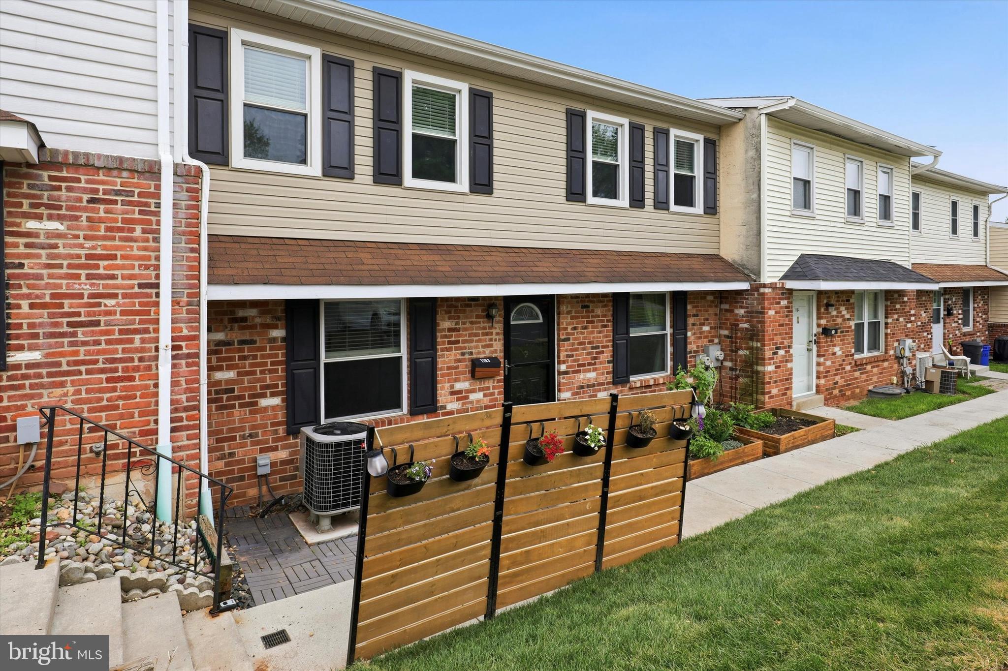 WHITPAIN HILLS - Residential