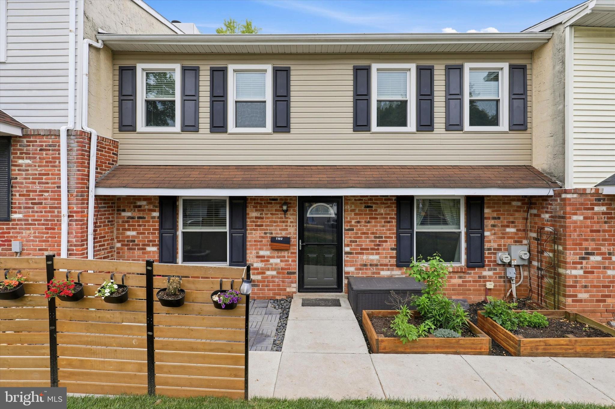 WHITPAIN HILLS - Residential