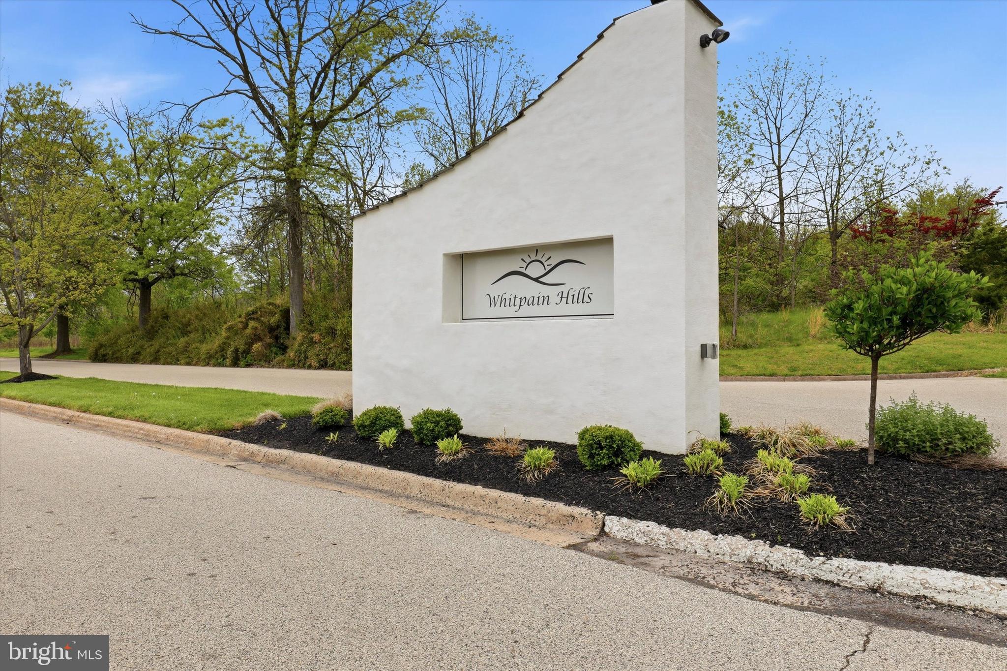 WHITPAIN HILLS - Residential