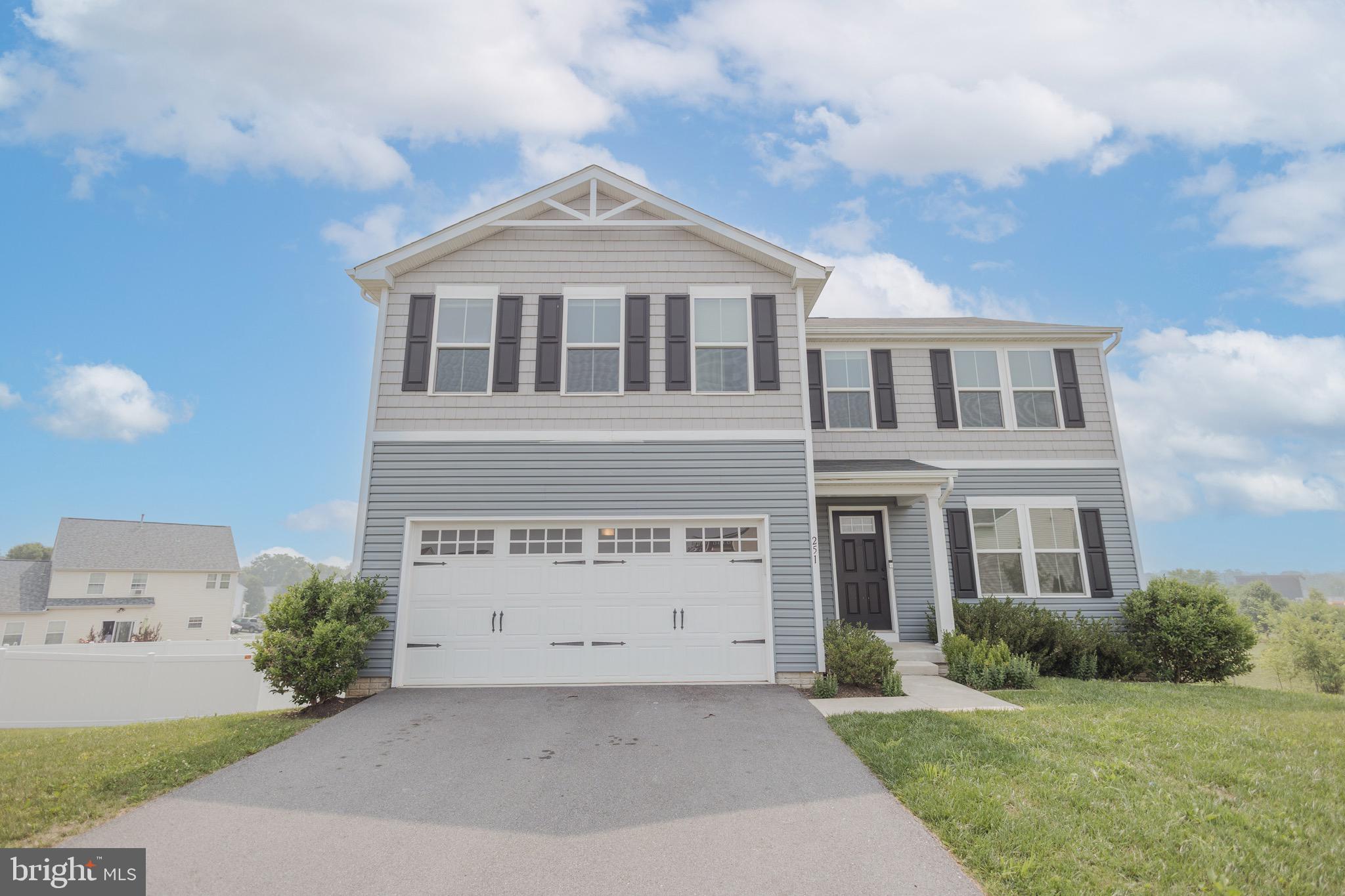 ARCADIA NORTH - Residential