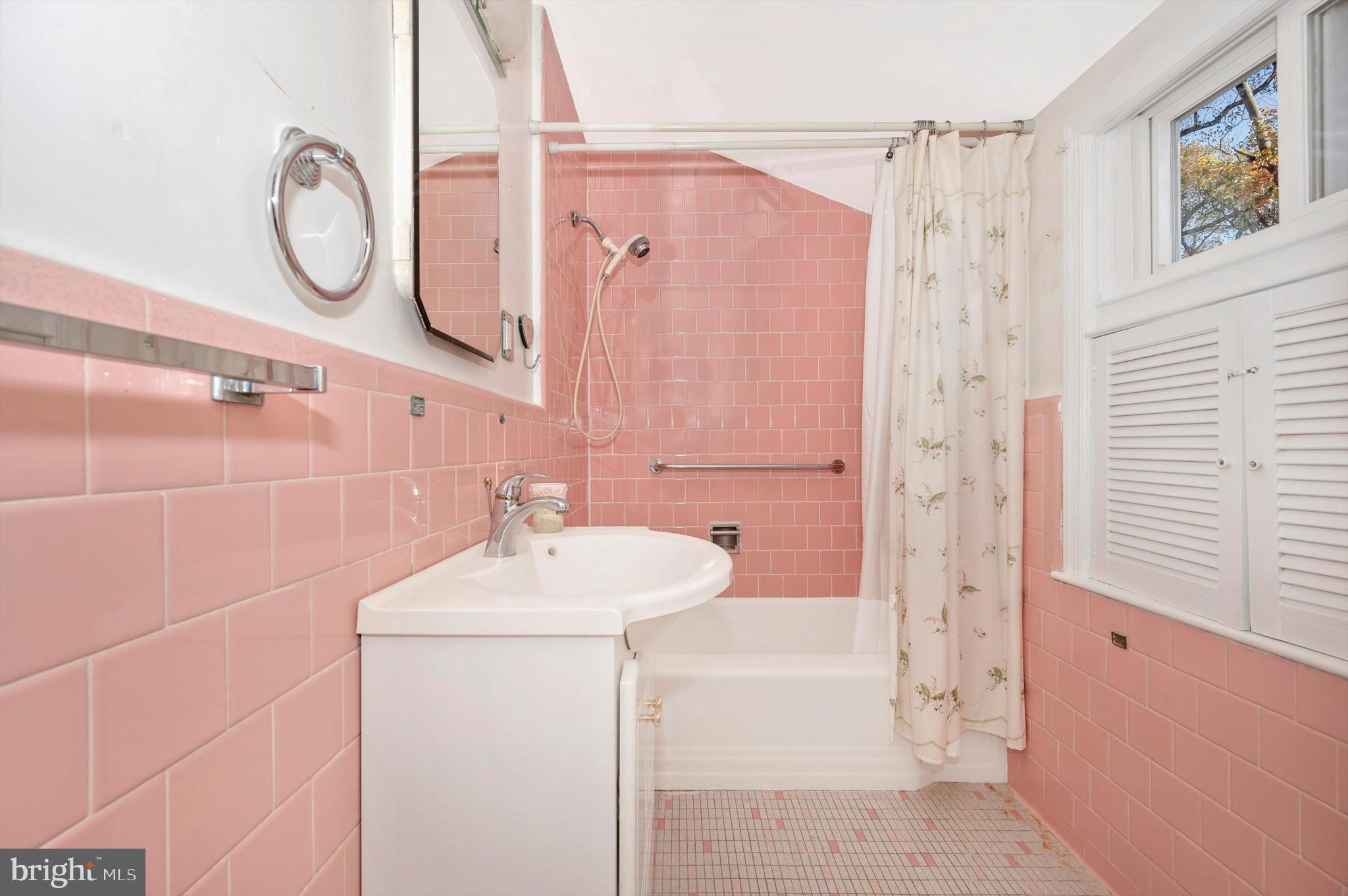 CAPITOL VIEW PARK - Residential