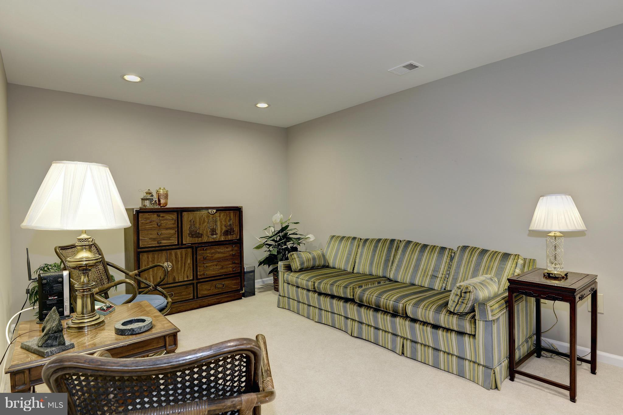 AVENEL - Residential