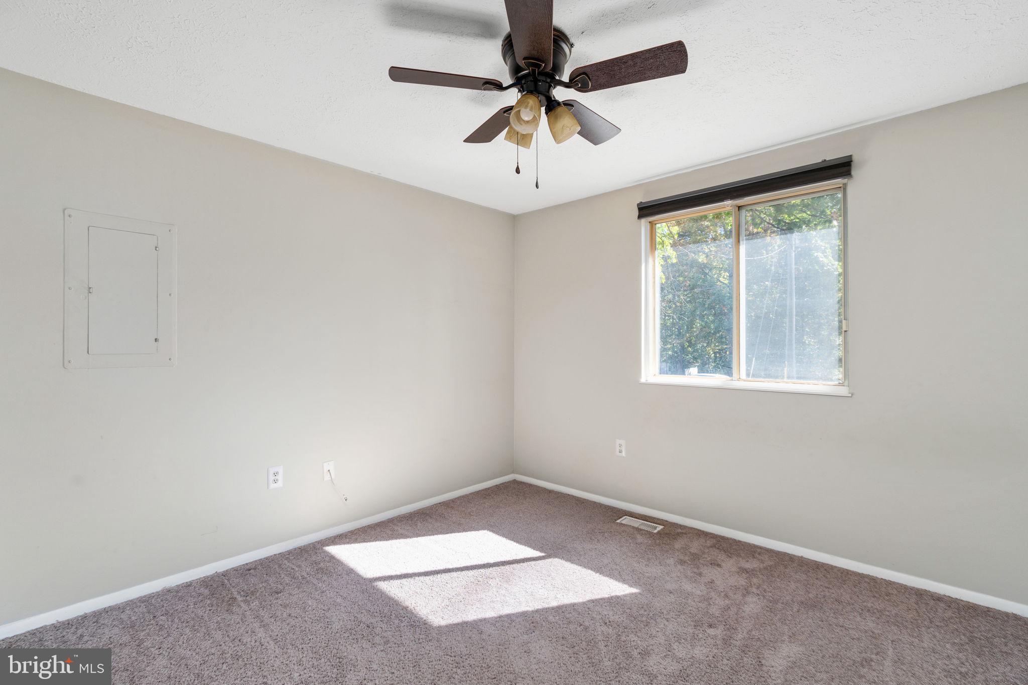 LAKE ARROWHEAD - Residential