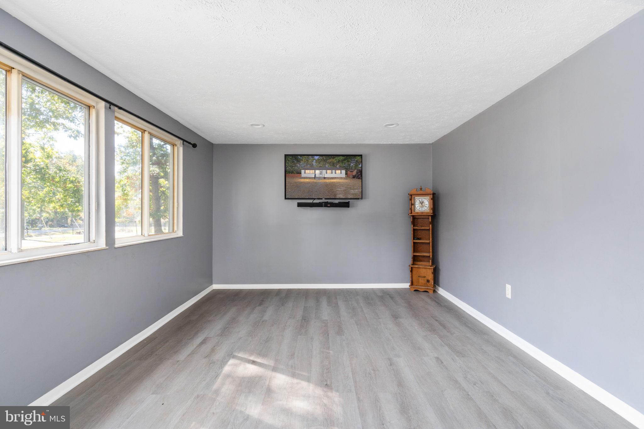 LAKE ARROWHEAD - Residential