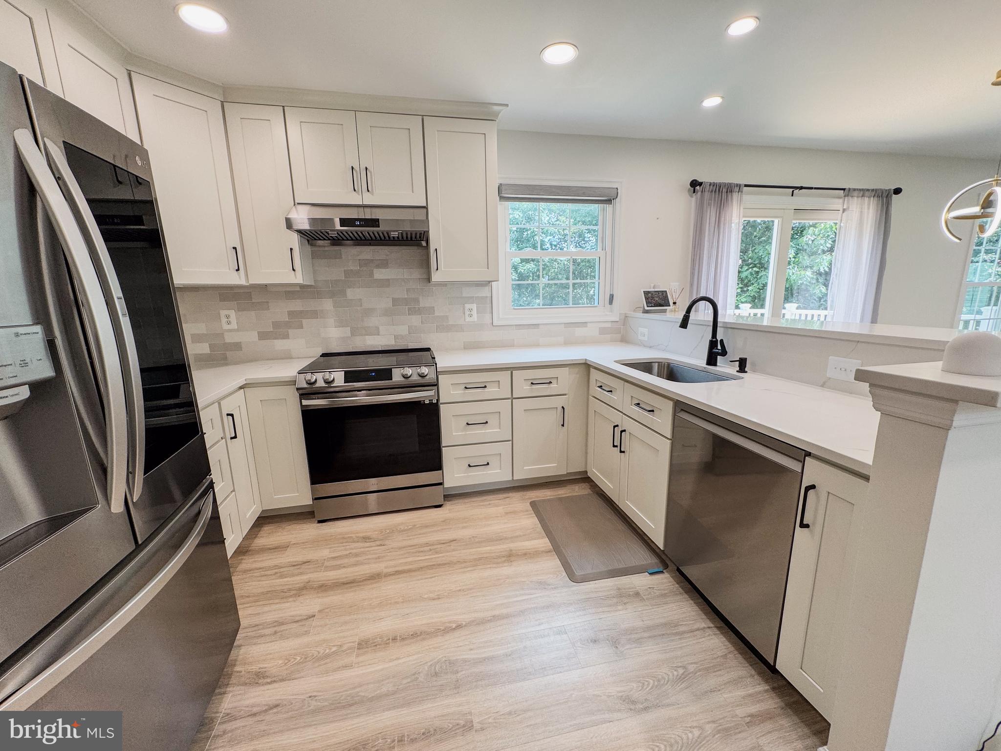 DUFIEF MILL - Residential Lease