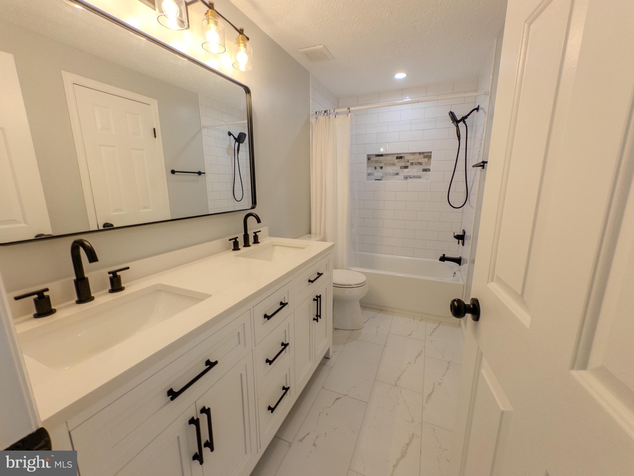 DUFIEF MILL - Residential Lease