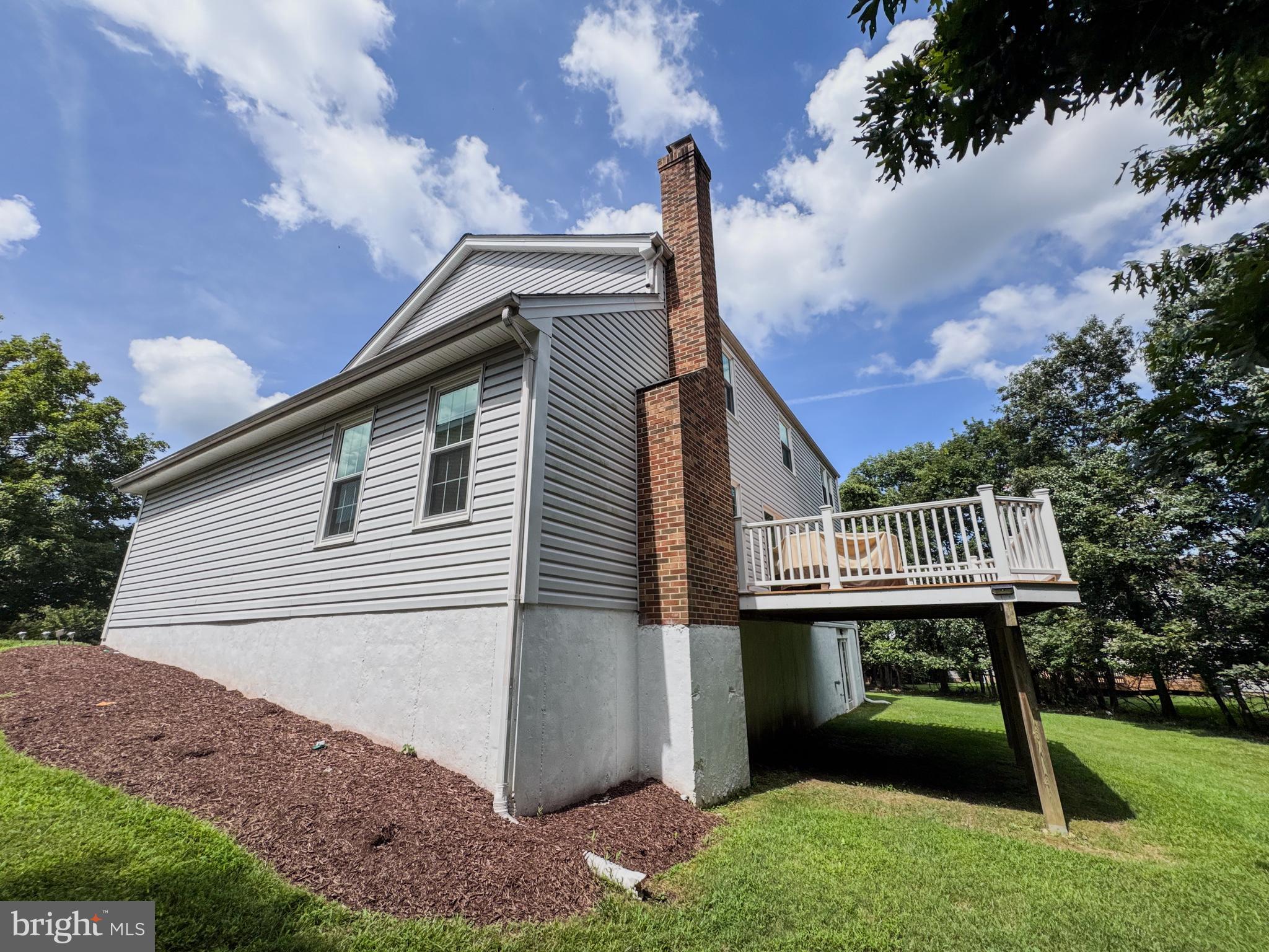 DUFIEF MILL - Residential Lease