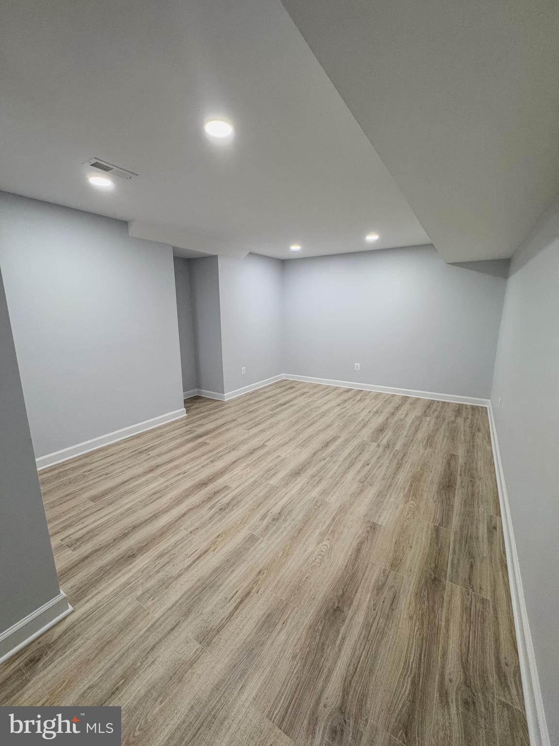 DUFIEF MILL - Residential Lease