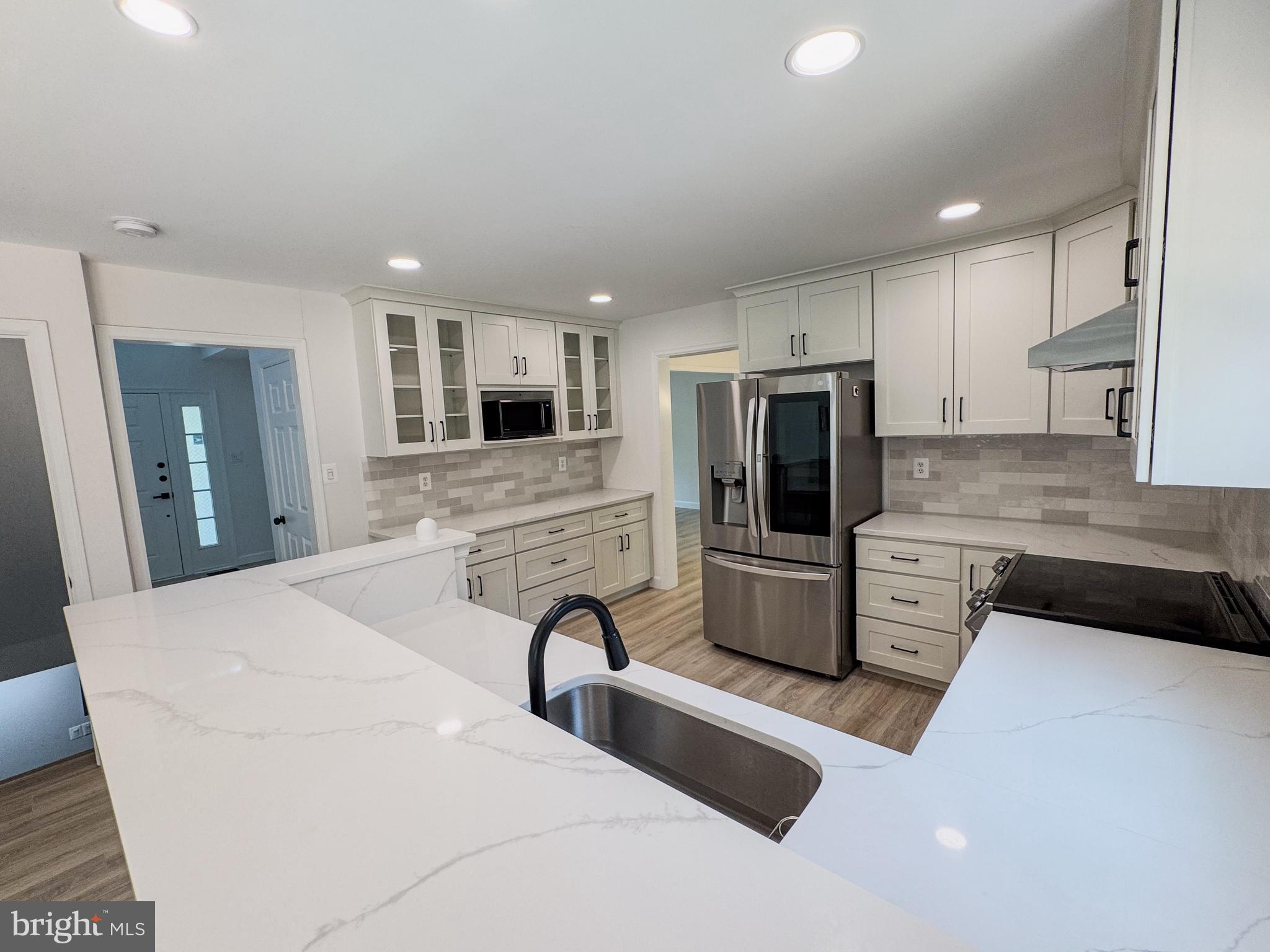 DUFIEF MILL - Residential Lease