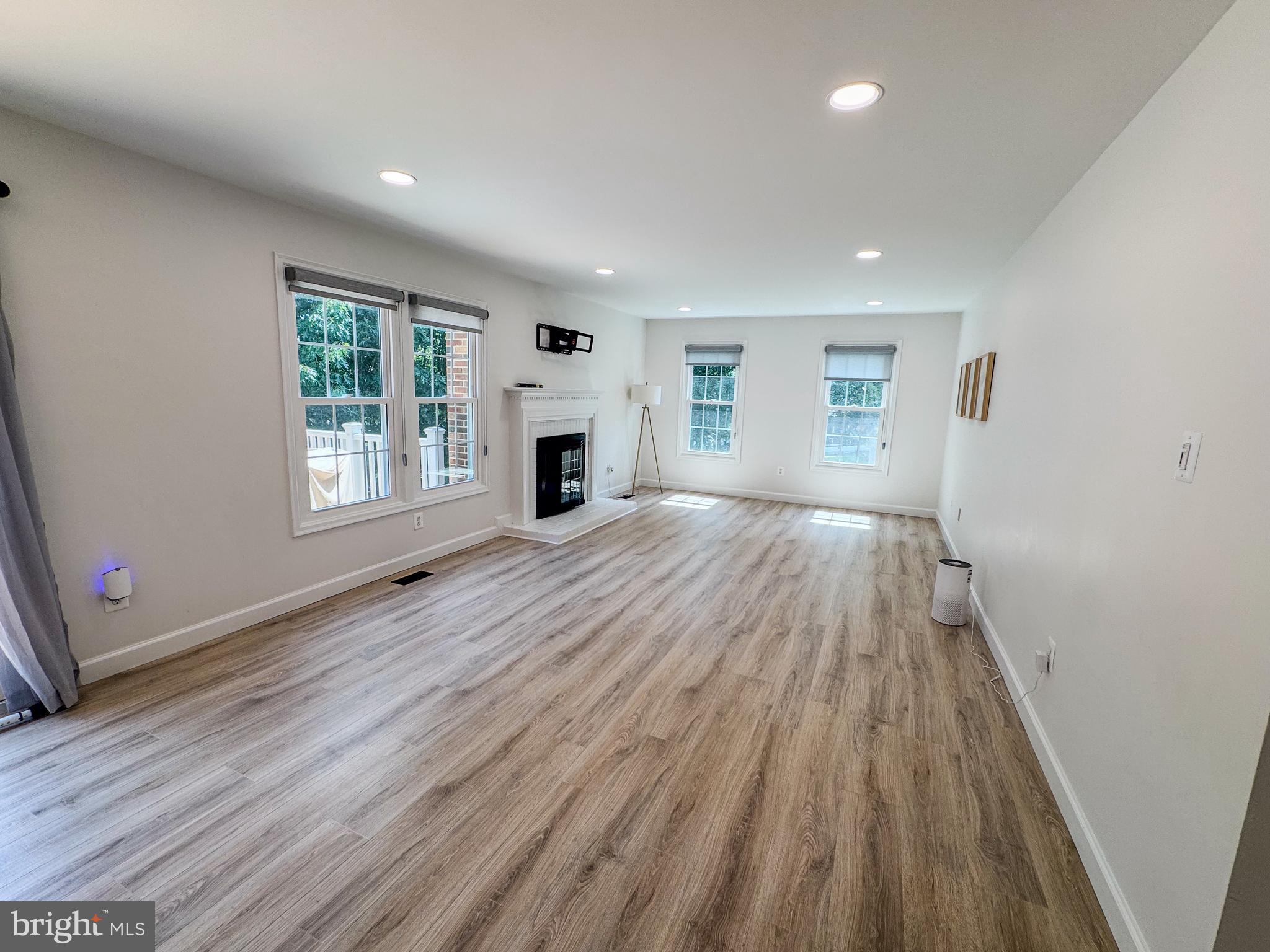 DUFIEF MILL - Residential Lease