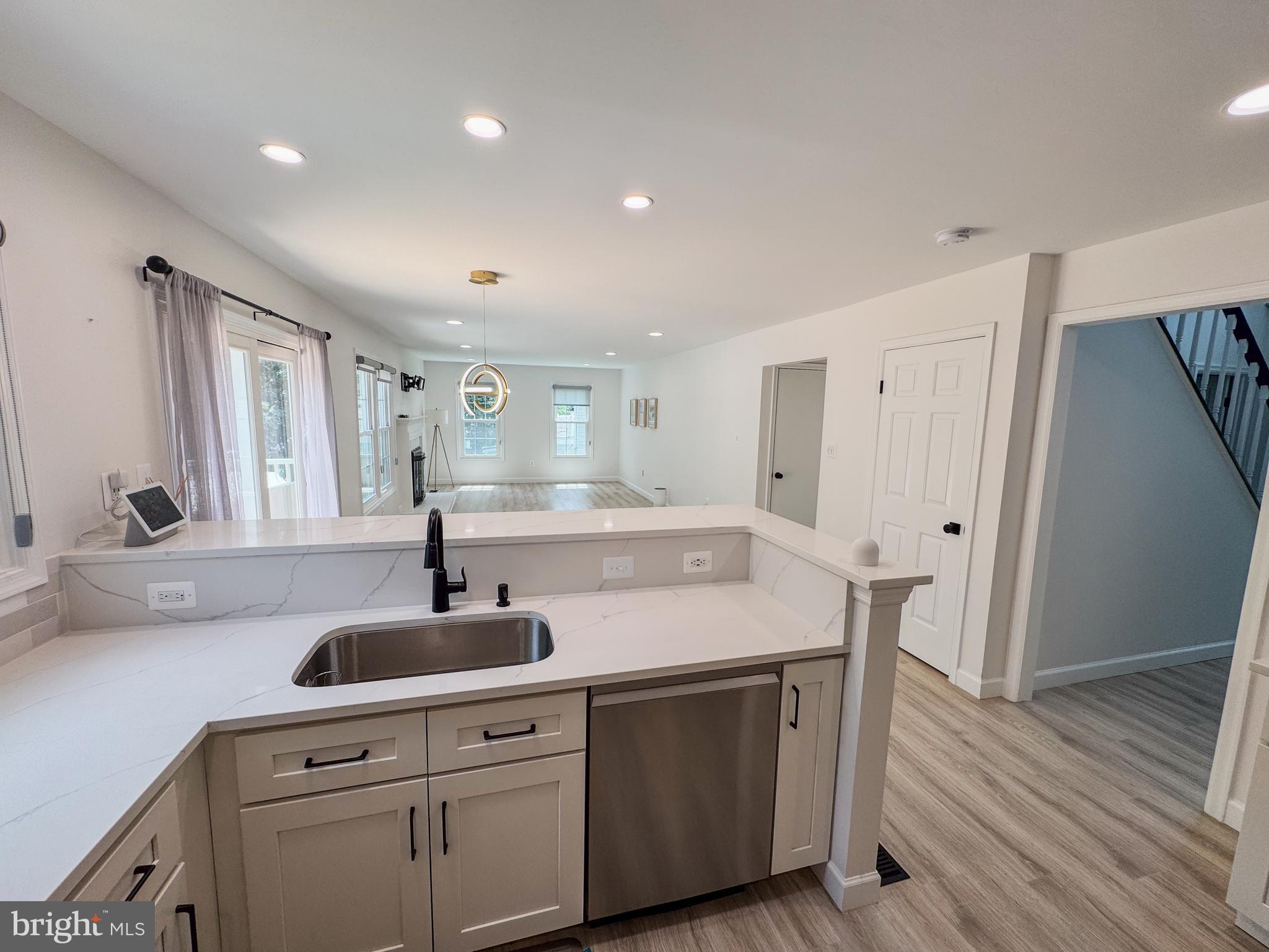 DUFIEF MILL - Residential Lease