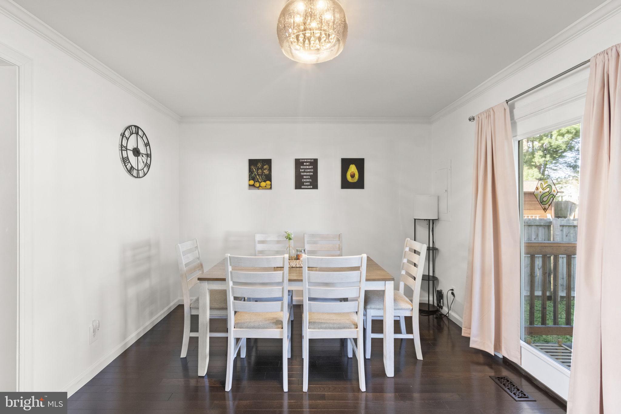 MEADOWBROOK - Residential