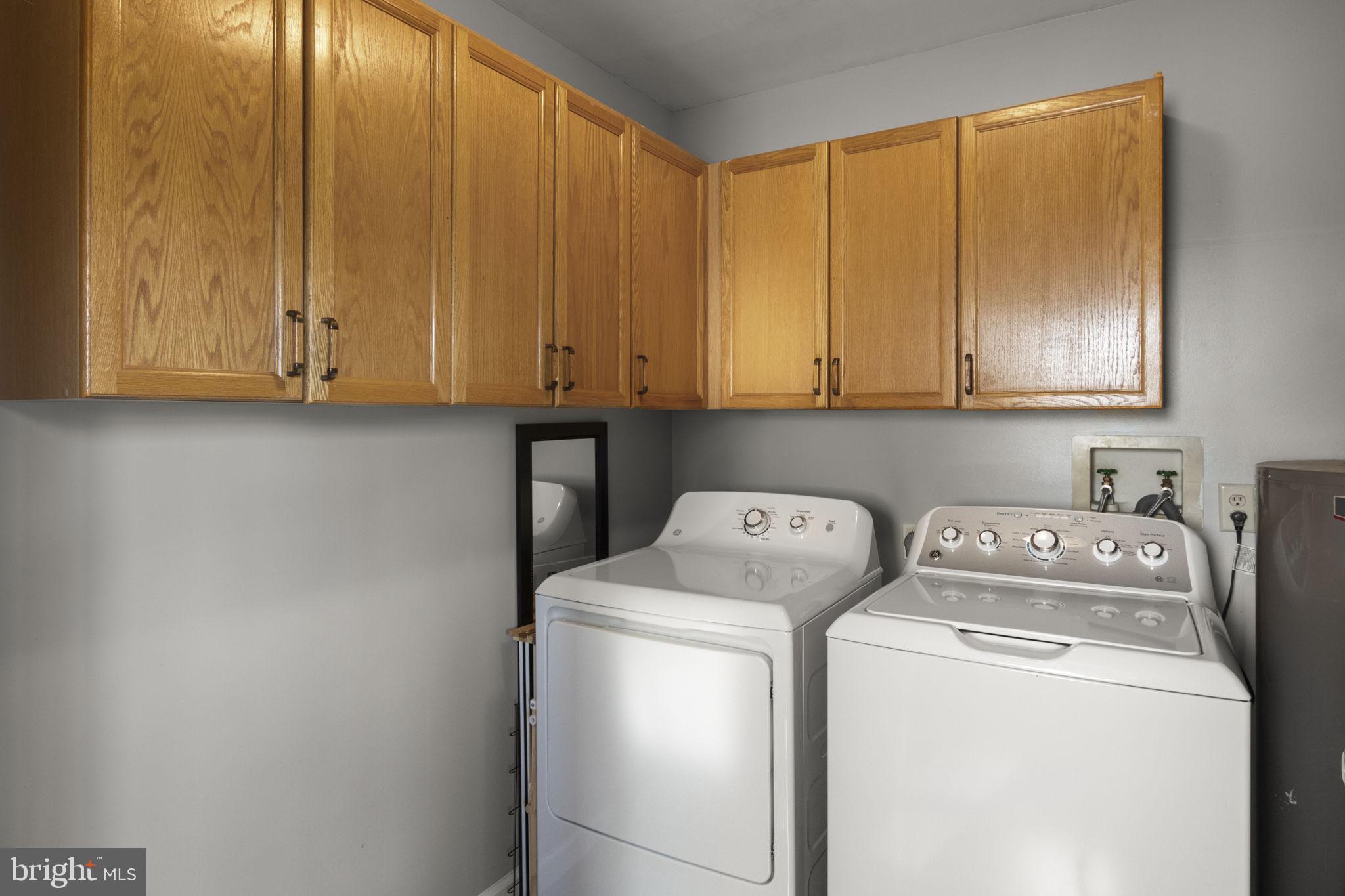 MEADOWBROOK - Residential