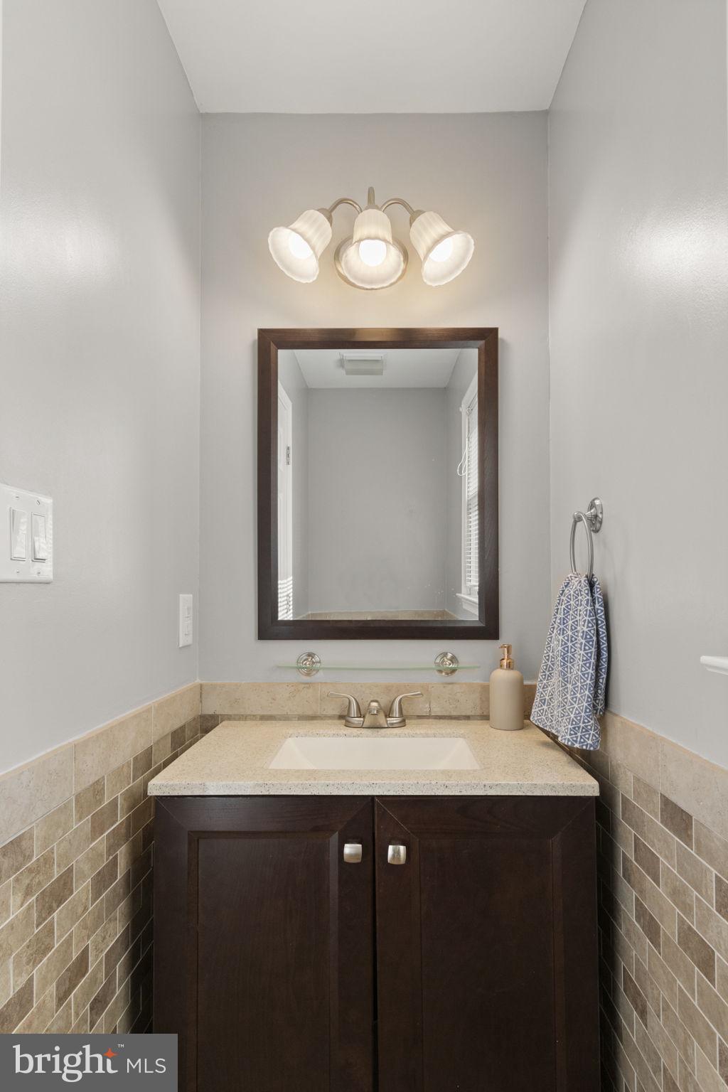 MEADOWBROOK - Residential