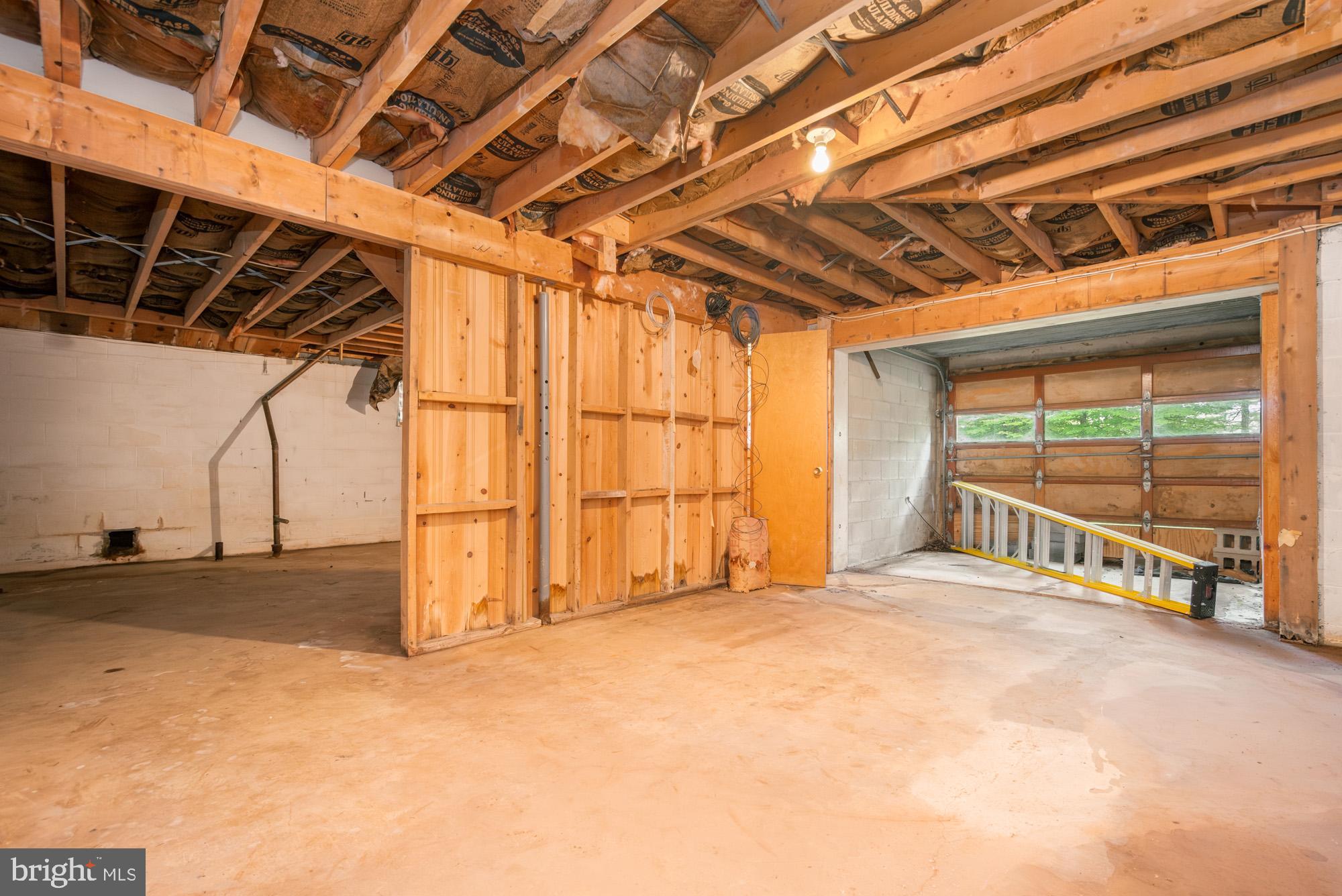 HARVEY PENINSULA - Residential