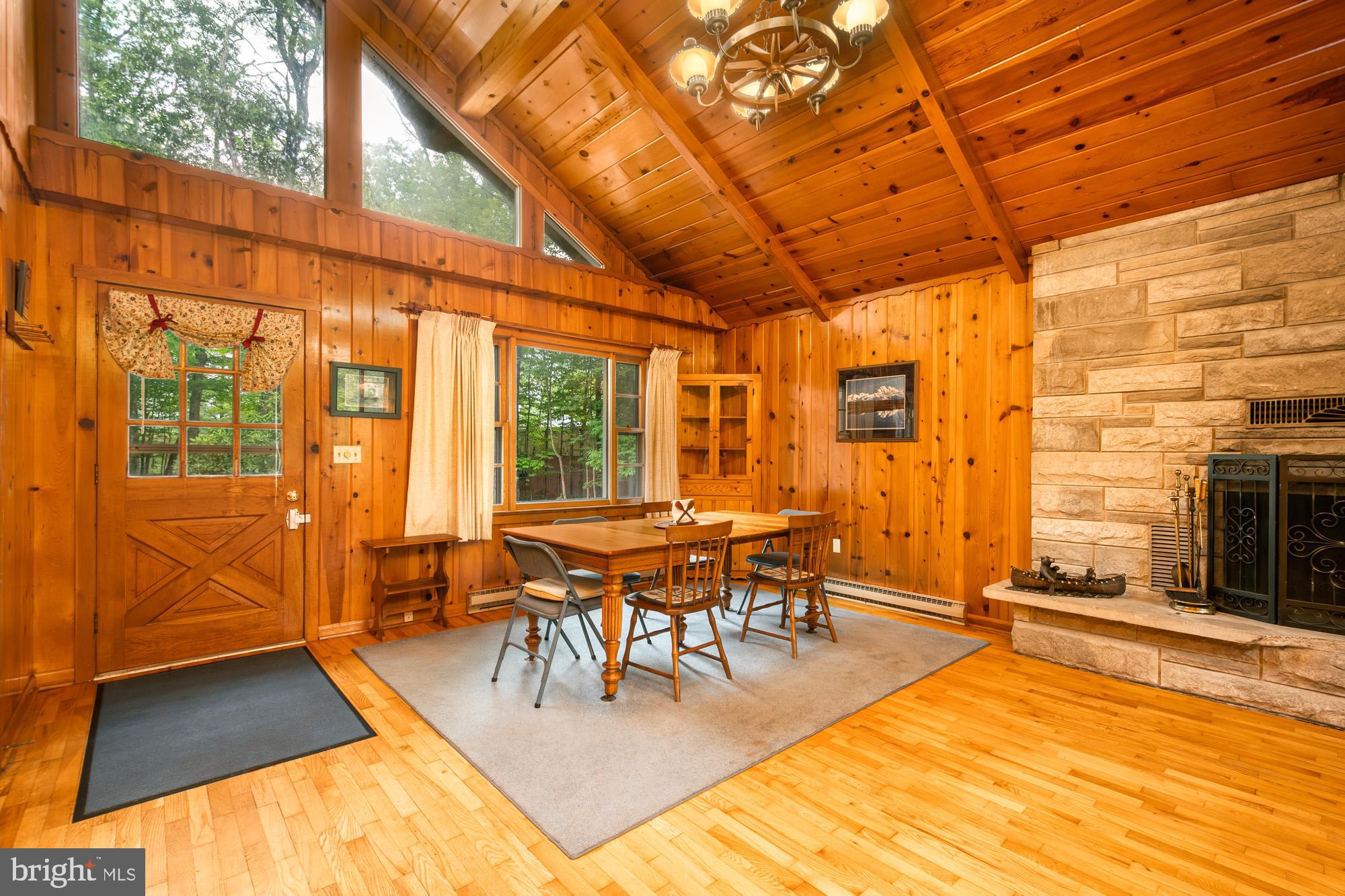 HARVEY PENINSULA - Residential