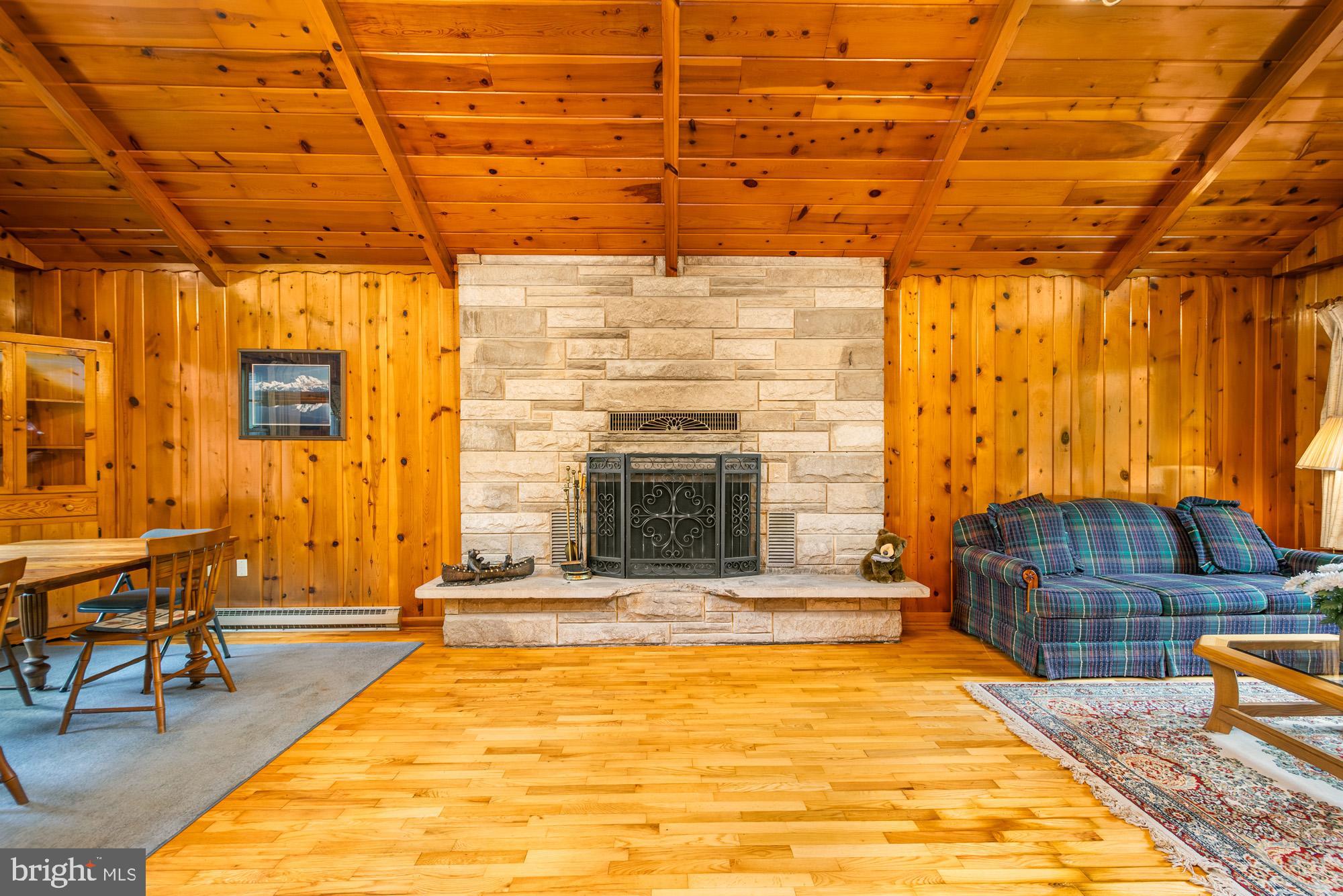 HARVEY PENINSULA - Residential