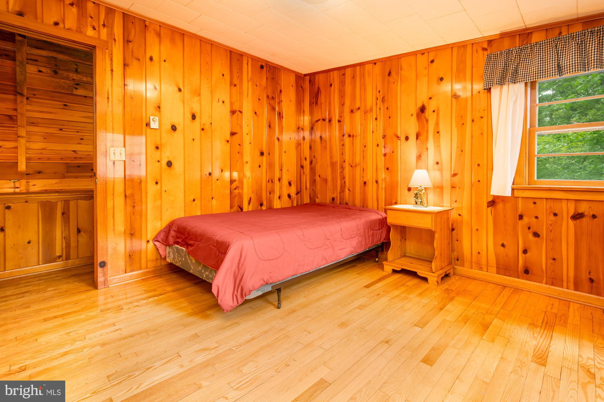 HARVEY PENINSULA - Residential