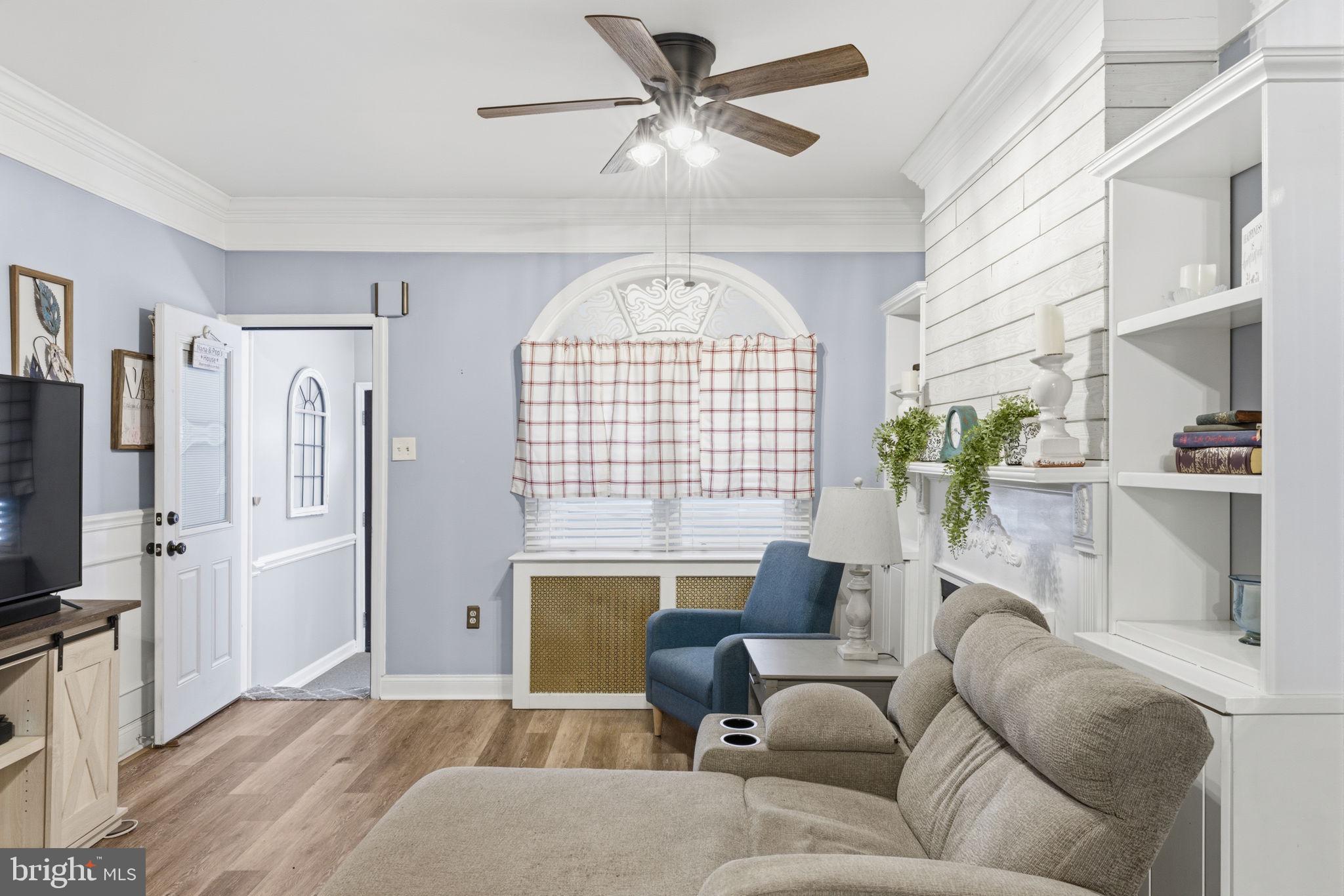 BRIDESBURG - Residential