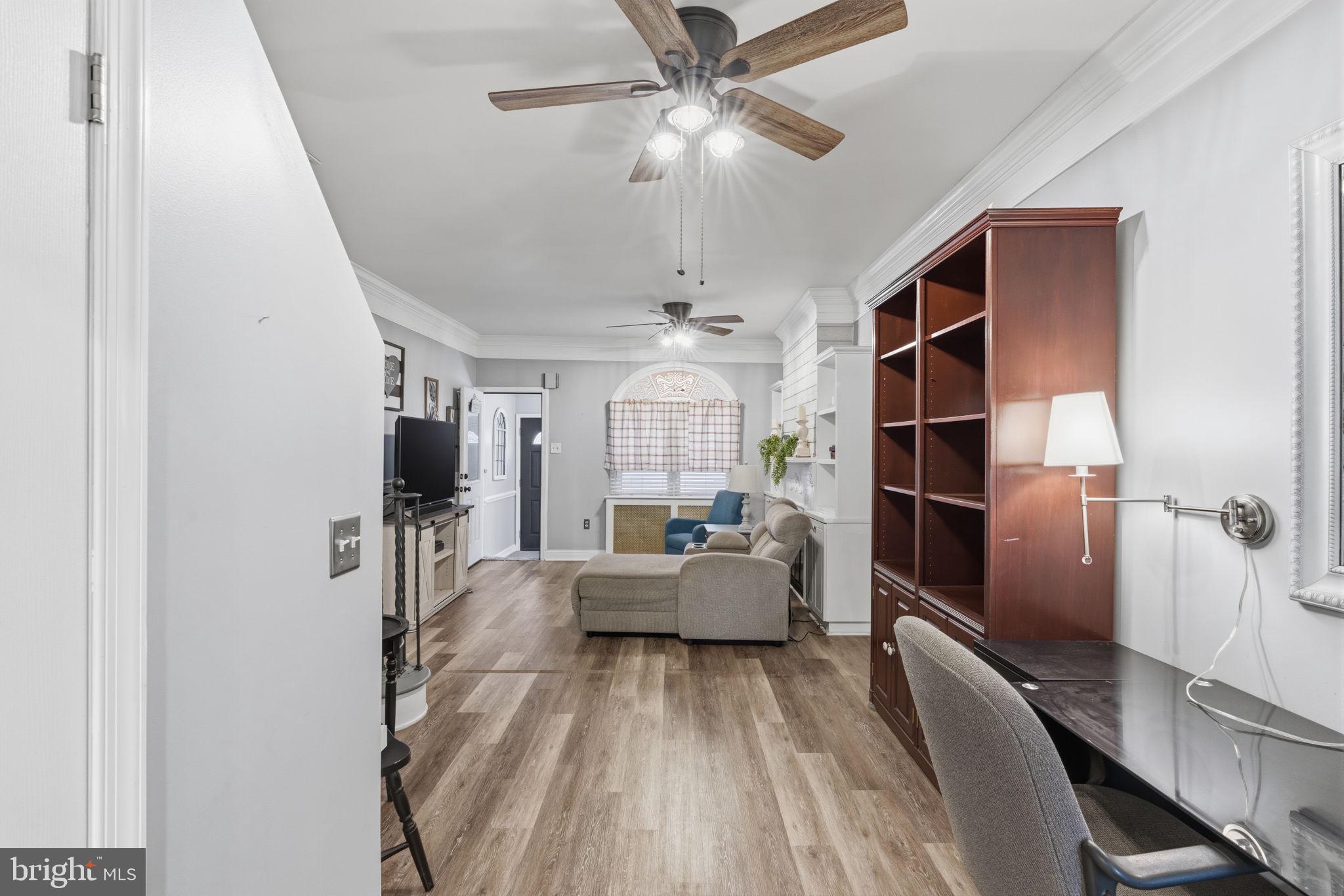 BRIDESBURG - Residential