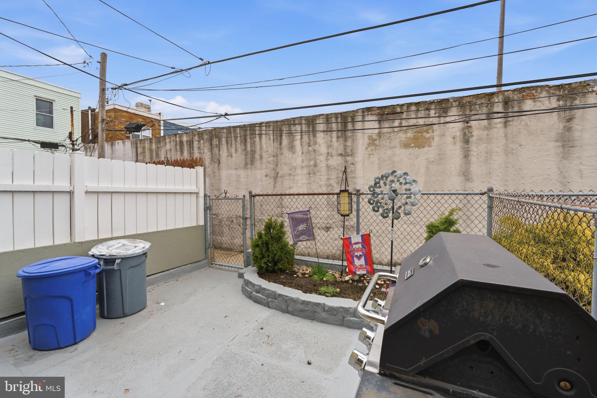 BRIDESBURG - Residential