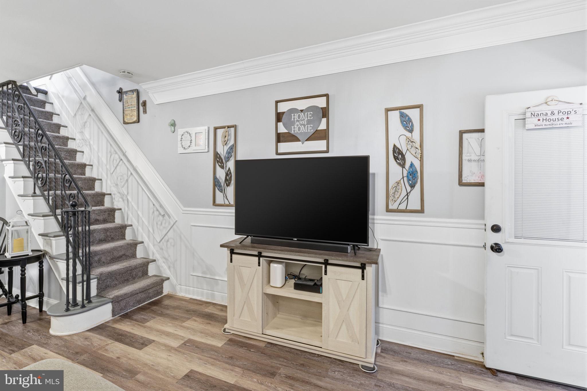 BRIDESBURG - Residential