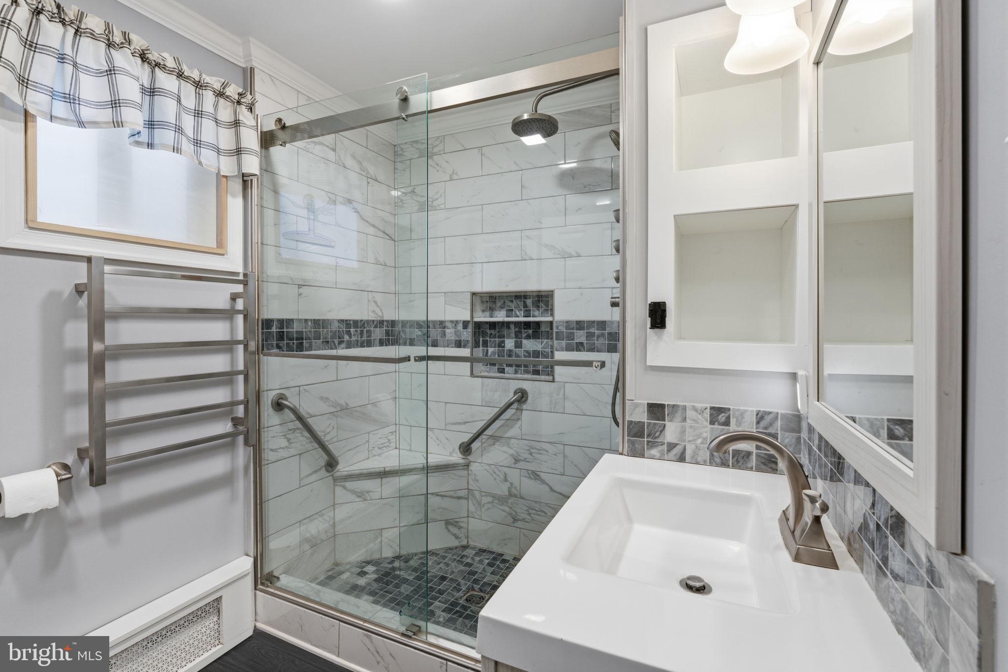 BRIDESBURG - Residential