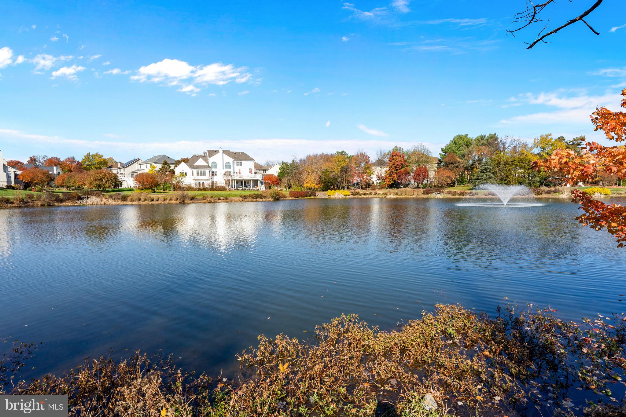 MORLEY CORNER - Residential