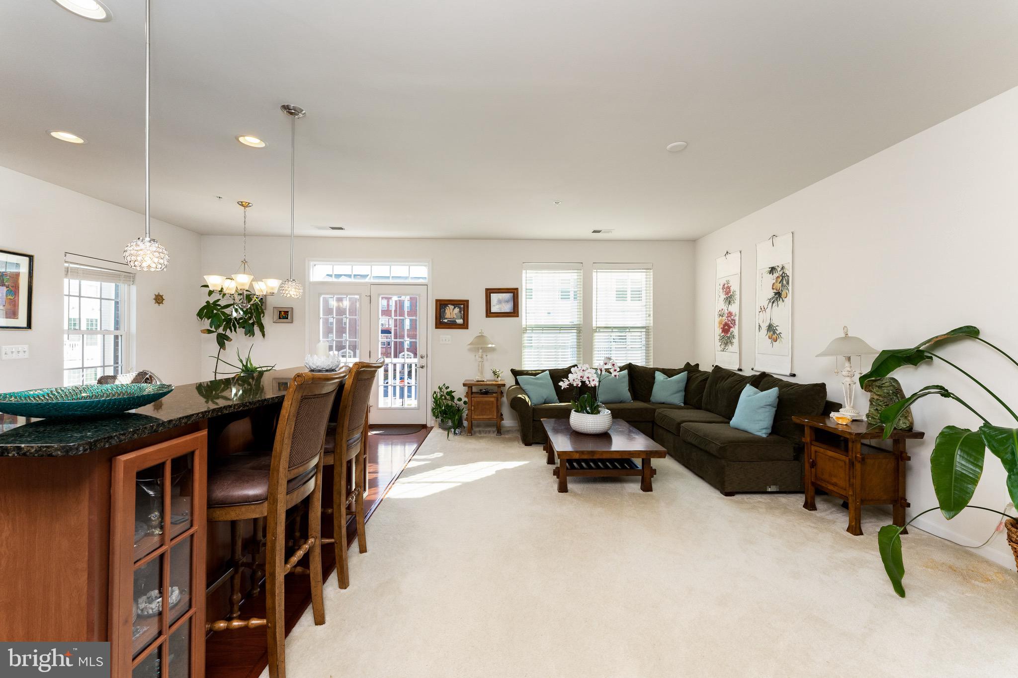 MORLEY CORNER - Residential