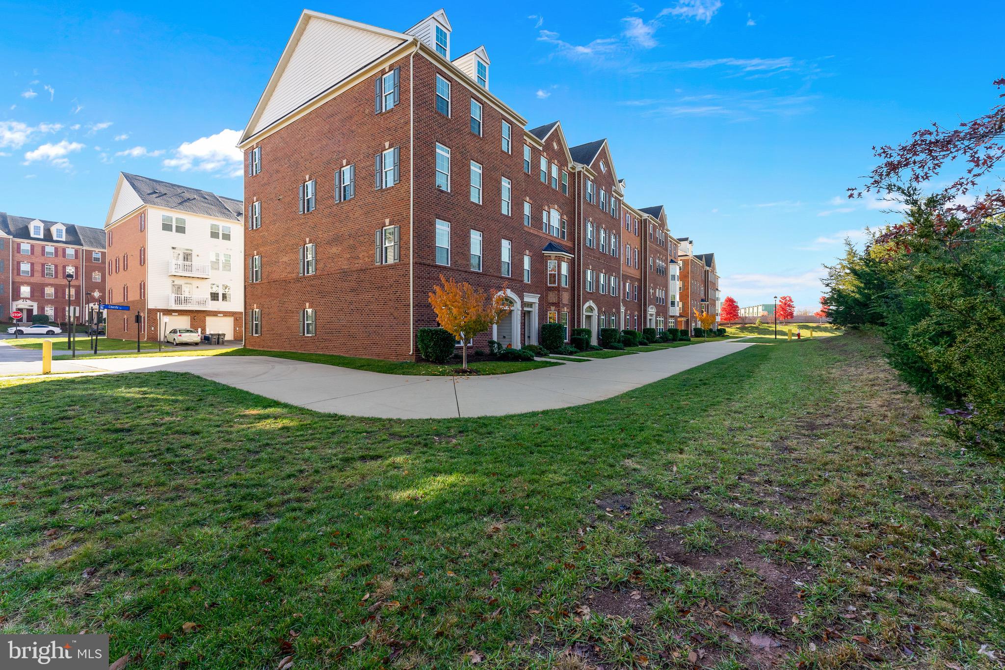 MORLEY CORNER - Residential