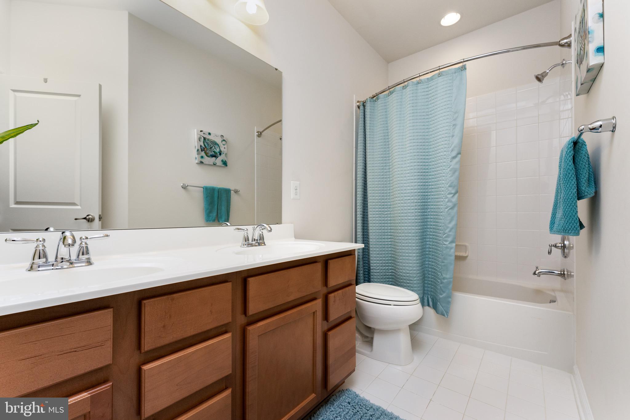 MORLEY CORNER - Residential